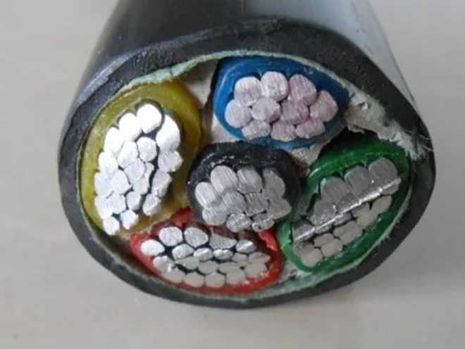 在一項(xiàng)電力工程當(dāng)中電力電纜的敷設(shè)是尤為重要.jpg